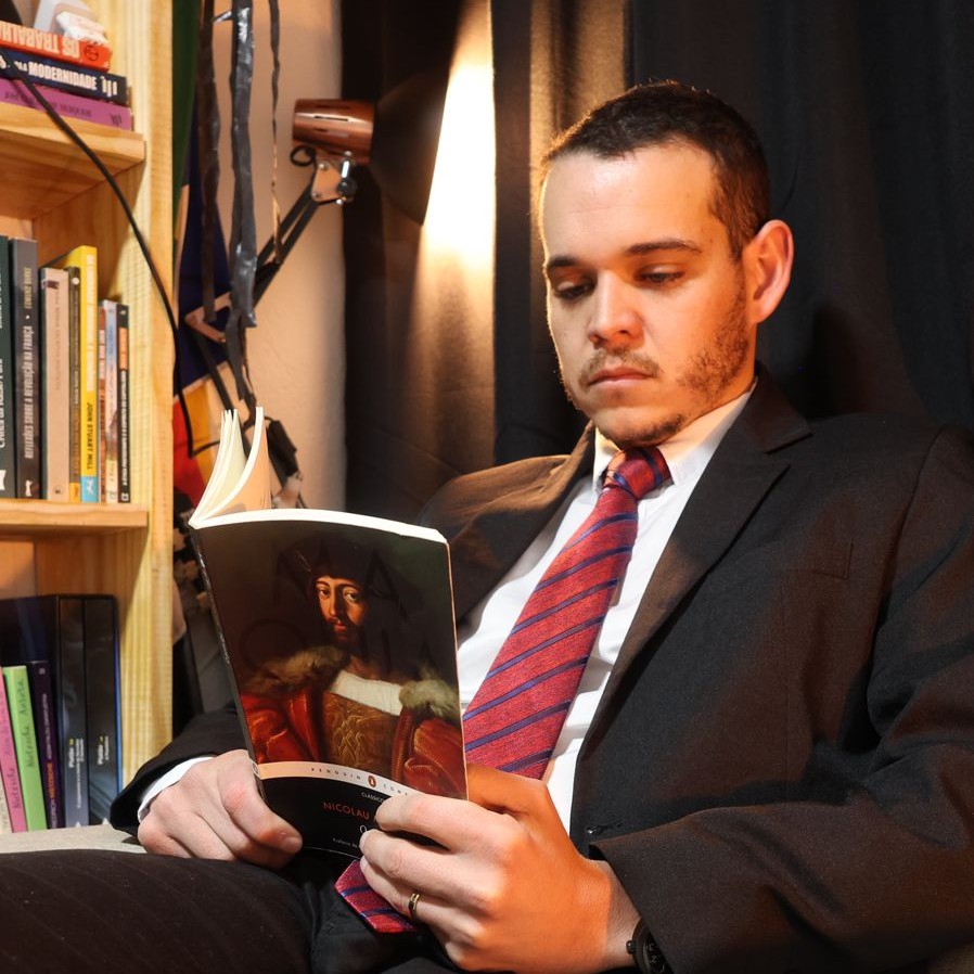 Foto de João, professor(a) particular no Sabido